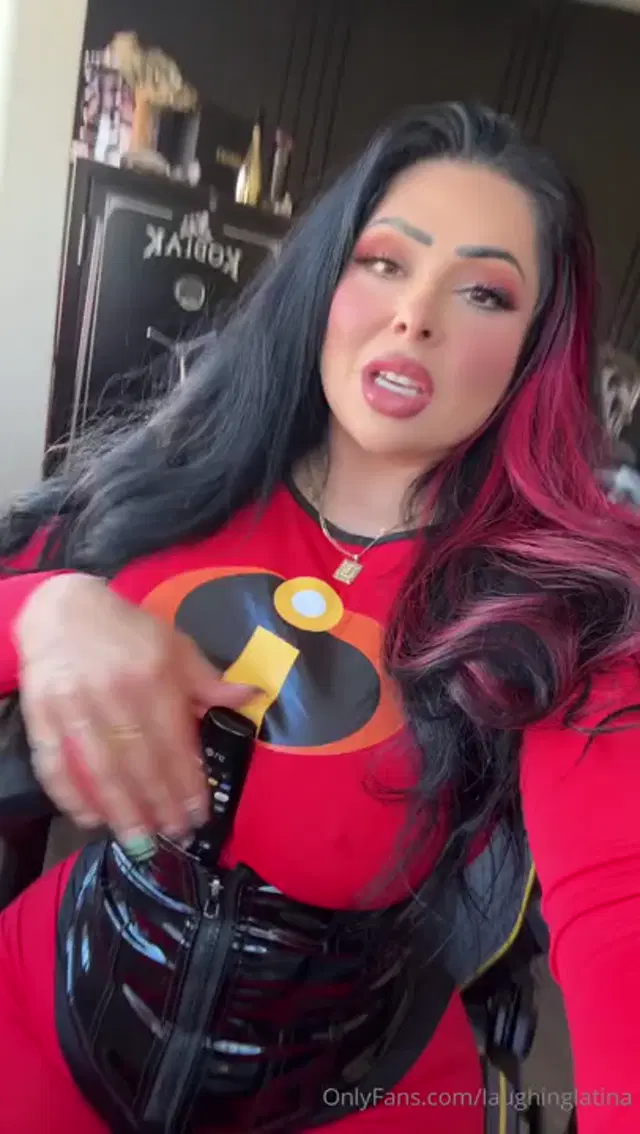 Jasmine Mendez aka laughinglatina – 11-06-2025 OnlyFans Video – Did you miss my Halloween costume I’m as curvy as Elastigirl