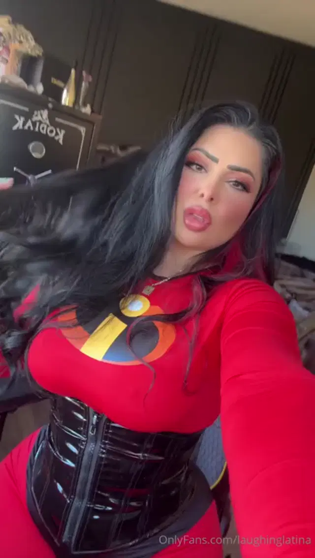 Jasmine Mendez aka laughinglatina – 11-07-2025 OnlyFans Video – Spoiled It’s my default setting