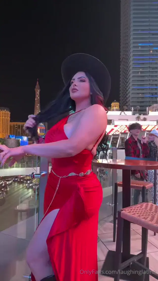 Jasmine Mendez aka laughinglatina – 06-19-2025 OnlyFans Video – This view is priceless but youll still pay for it