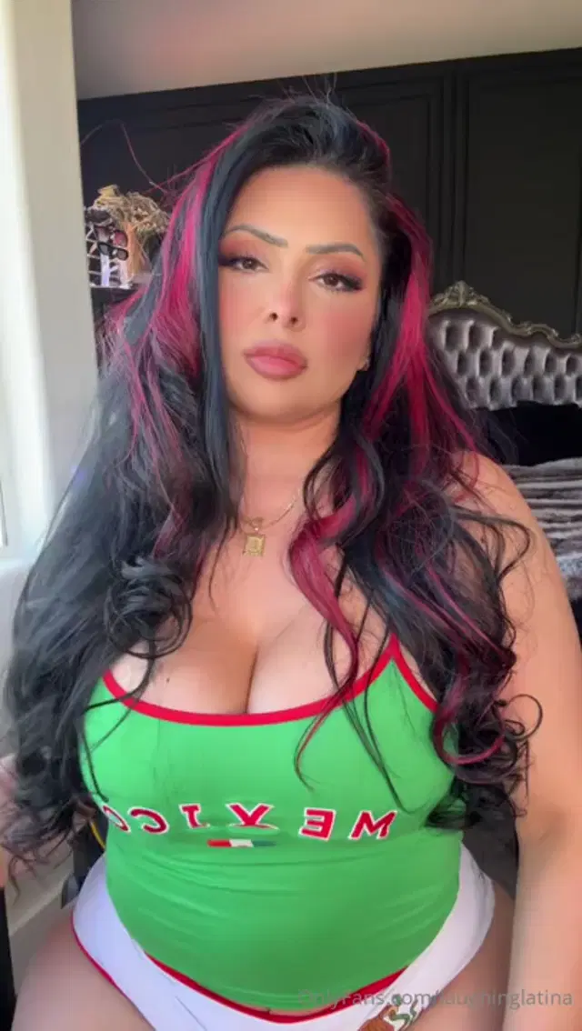 Jasmine Mendez aka laughinglatina – 01-14-2026 OnlyFans Video – mmmm yeah that’s not my thing