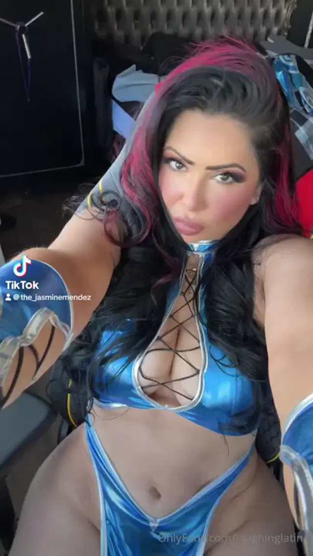 Jasmine Mendez aka laughinglatina – 10-30-2025 OnlyFans Video – IM LIVE !!! if you miss it send 100