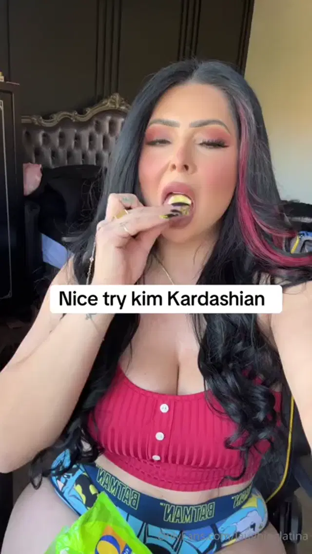 Jasmine Mendez aka laughinglatina – 12-02-2025 OnlyFans Video – I can grow my own bush Kim no worries