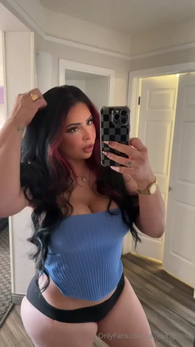 Jasmine Mendez aka laughinglatina – 04-30-2026 OnlyFans Video – Live in 30m