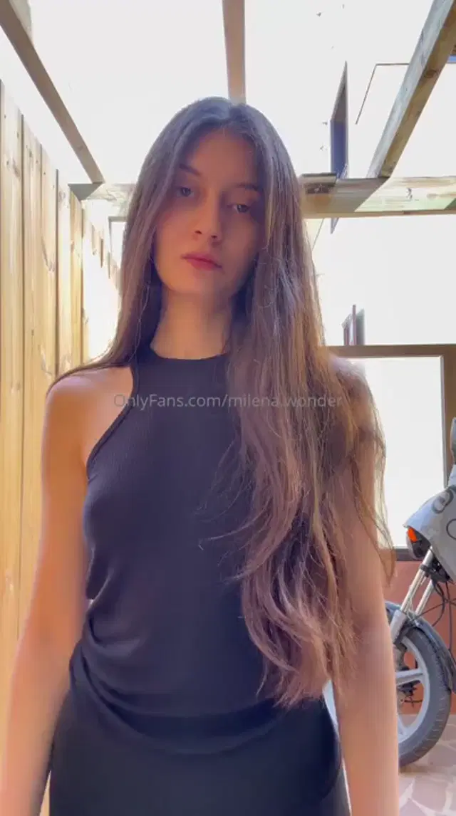 Milena Wonder aka milena.wonder – 03-05-2025 OnlyFans Video – Buona merenda miei ragazzuoli In questo momento so tutta confusa non so che mangiarmi come