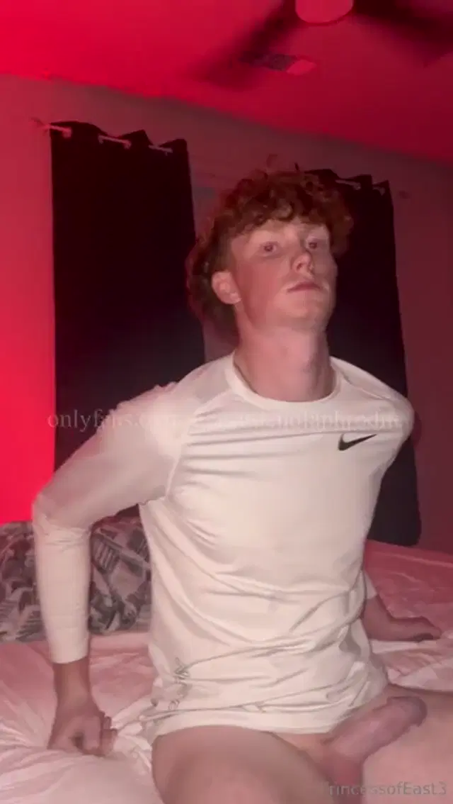 The Garden Of Aphrodite aka thegardenofaphrodite – 11-09-2024 OnlyFans Video – These Men Just Be Giving Up That Ass