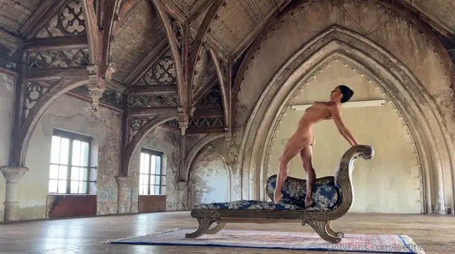 Laetitia Model aka laetitiamodel – 05-15-2025 OnlyFans Video – This rooftop church location in The Netherlands was just wow! If you want to see more