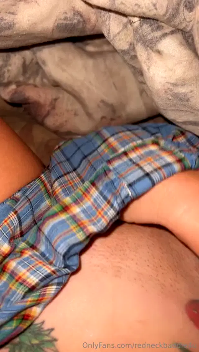 Michele Chesnut aka redneckbaddie4u – 11-25-2024 OnlyFans Video – Anybody Else