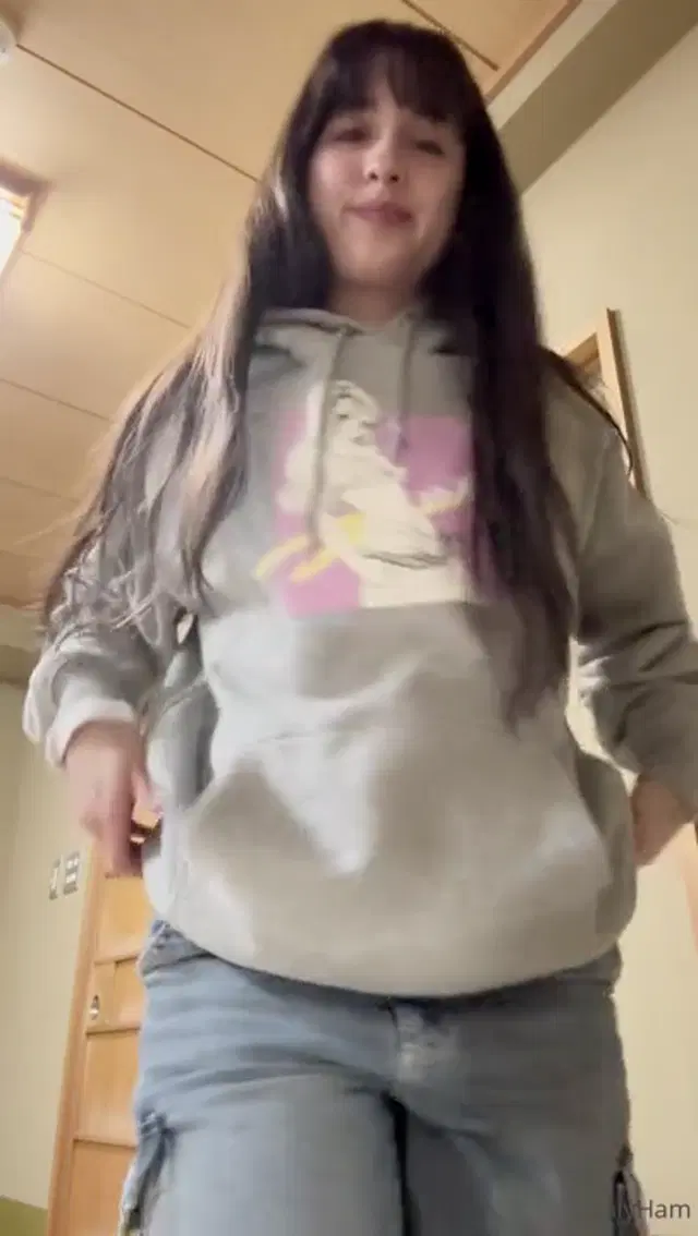 Mi Ha Doan aka mihadoan – 01-07-2025 OnlyFans Video – Getting ready for a bathhhhh