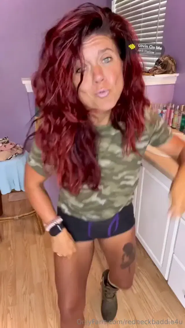 Michele Chesnut aka redneckbaddie4u – 04-30-2024 OnlyFans Video – Happy Taco Tuesday