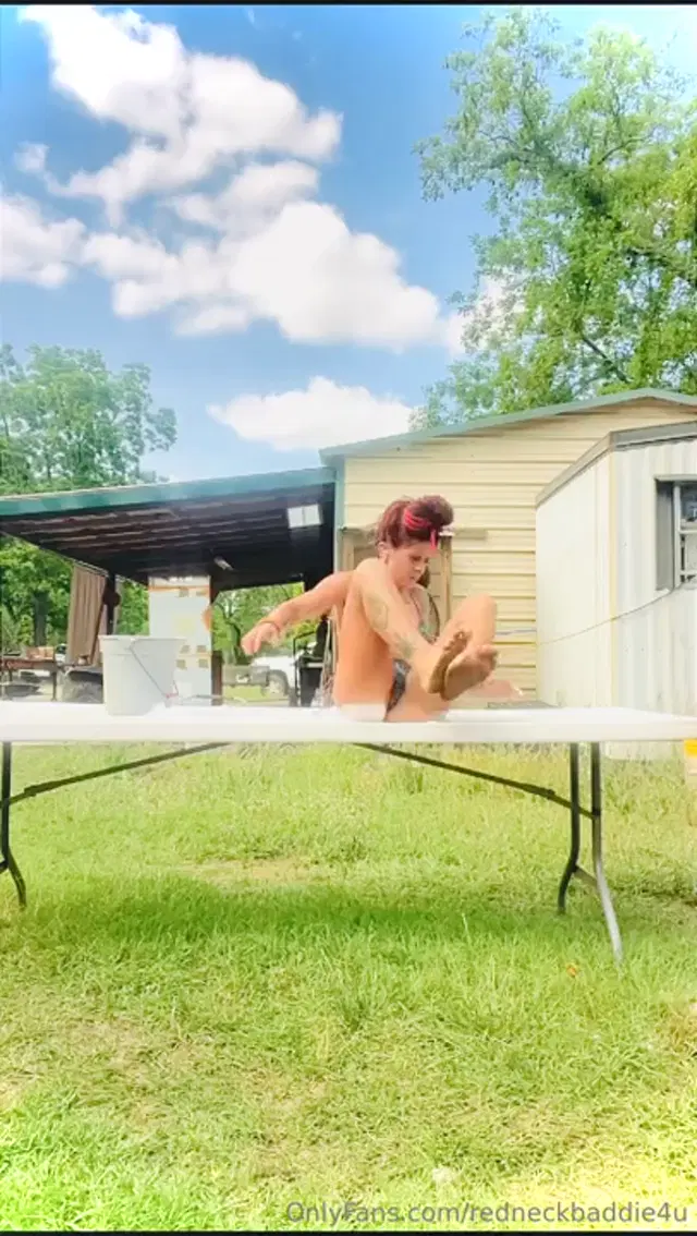 Michele Chesnut aka redneckbaddie4u – 05-05-2026 OnlyFans Video – Nasty Girl