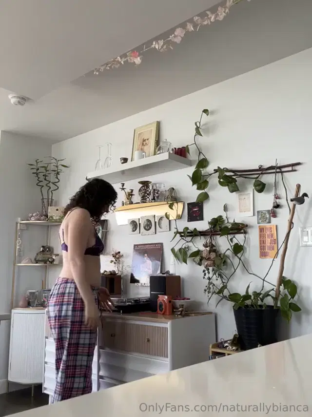 Naturallybianca aka naturallybianca – 04-29-2025 OnlyFans Video – Leaked naturallybianca 80590