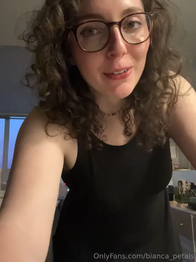 Naturallybianca aka naturallybianca – 08-09-2024 OnlyFans Video – Some of you loved my video where I unpacked my groceries while I was a little
