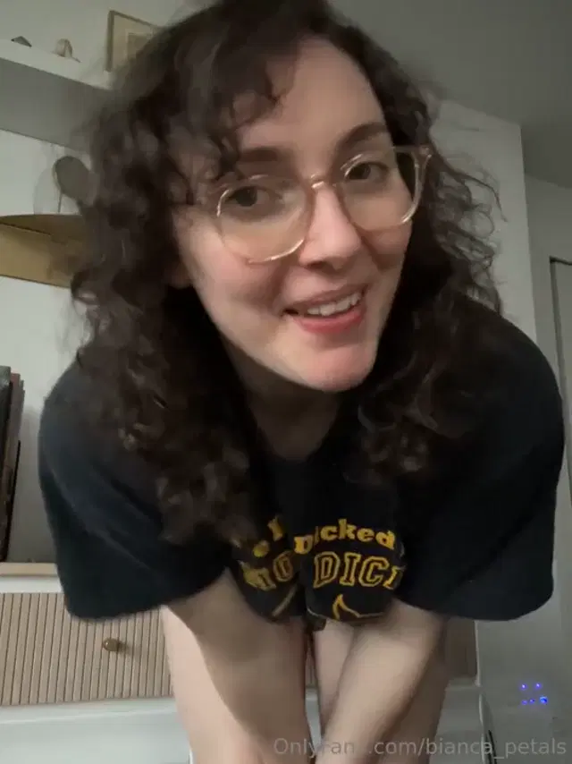 Naturallybianca aka naturallybianca – 11-28-2024 OnlyFans Video – Vinyl Wednesday Polo amp Pans CycloramaI have yet to listen to this in full, but