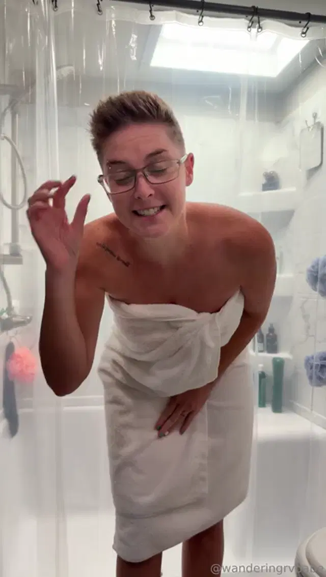 RV Babe After Dark aka rvbabe – 06-20-2025 OnlyFans Video – Scruba dub