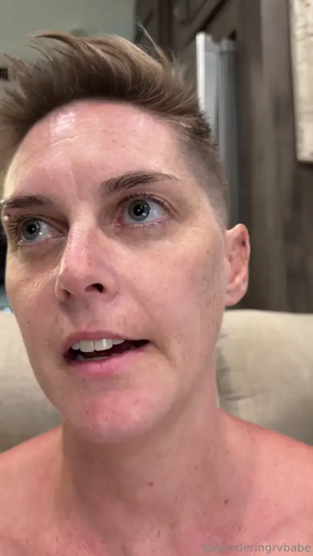 RV Babe After Dark aka rvbabe – 10-15-2025 OnlyFans Video – boobie jiggles to brighten your day!