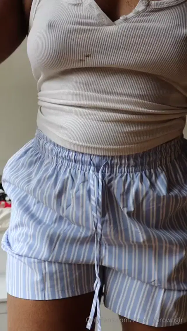 CreamyBrownGirl aka creamybrowngirl – 09-07-2024 OnlyFans Video – hope your ready to see me wearing these