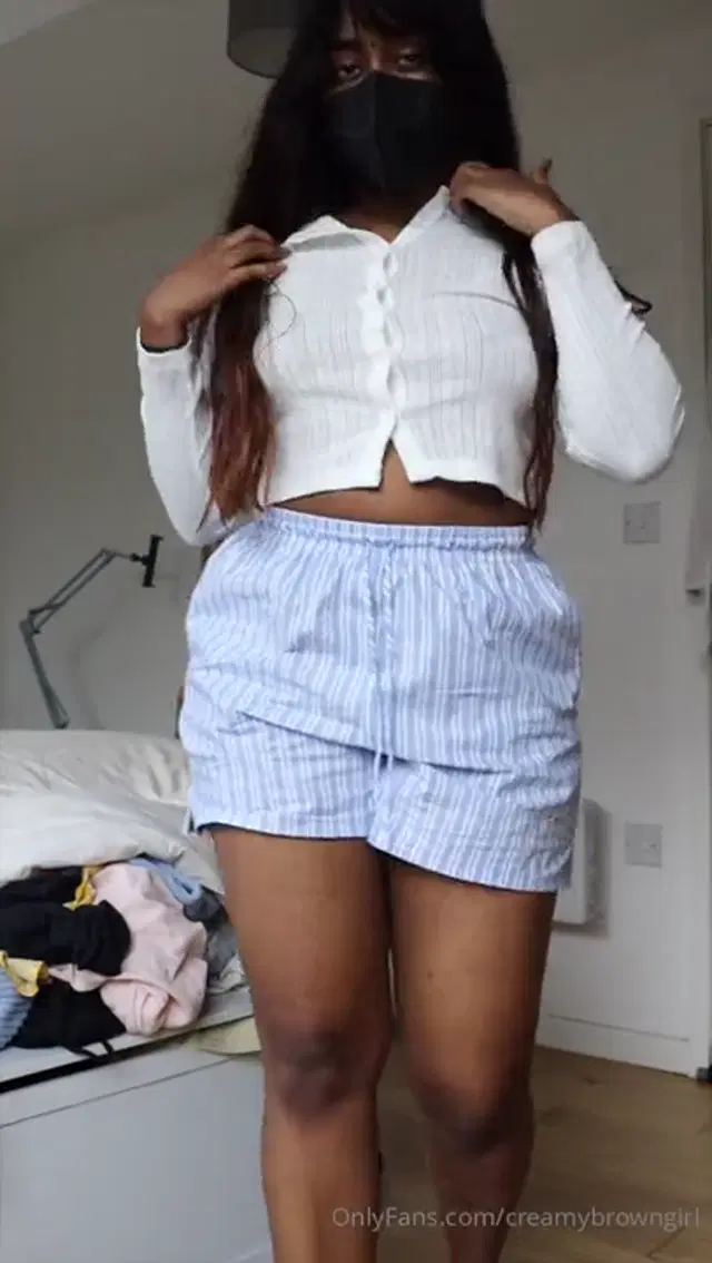 CreamyBrownGirl aka creamybrowngirl – 09-24-2024 OnlyFans Video – Fall fit