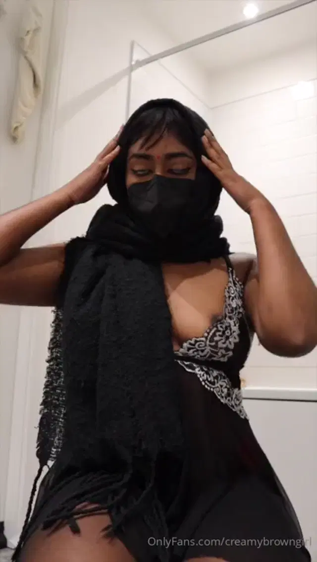 CreamyBrownGirl aka creamybrowngirl – 01-20-2025 OnlyFans Video – Habibi do you like it P