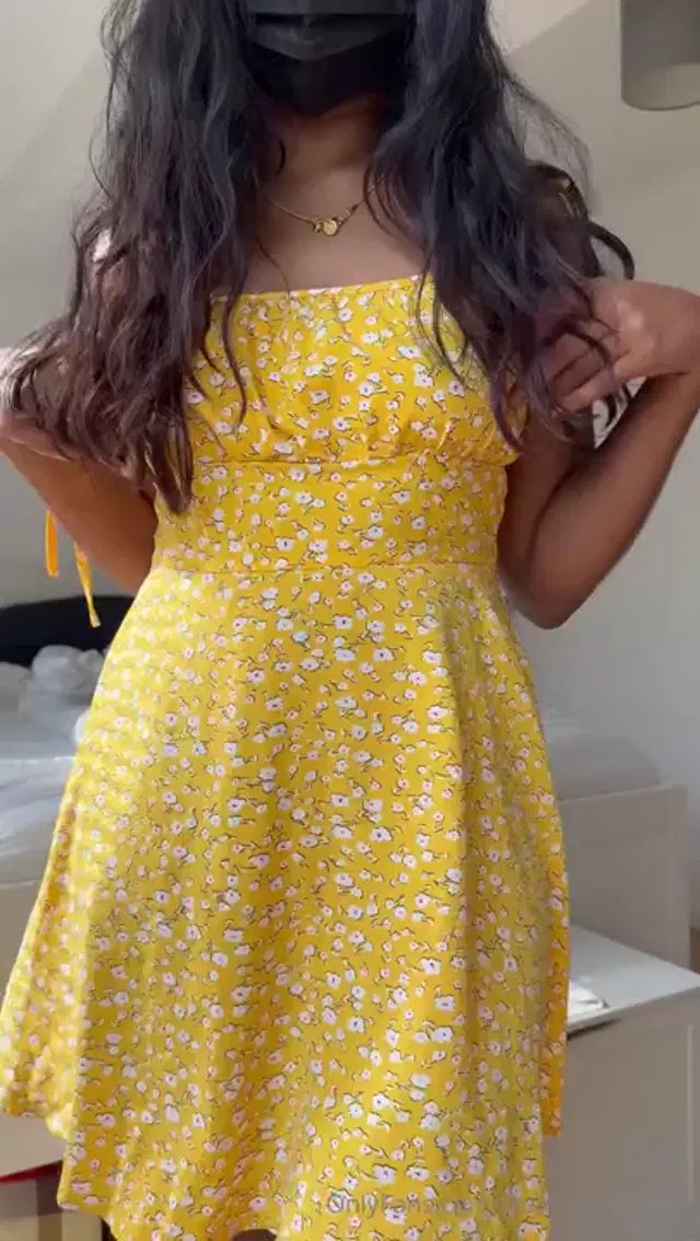 CreamyBrownGirl aka creamybrowngirl – 10-20-2025 OnlyFans Video – Shaking that ass after he cream me