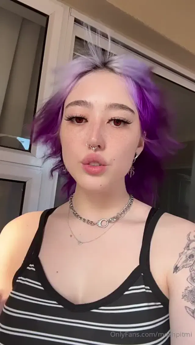 Miya moshpitmi aka moshpitmi – 01-03-2024 OnlyFans Video – just because i look hot the more my ashtray slaves submit and tip, the