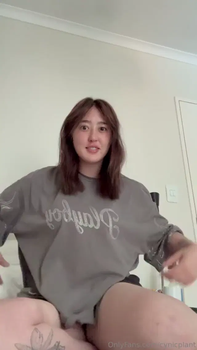 Miya moshpitmi aka moshpitmi – 01-07-2026 OnlyFans Video – some updates and questions!
