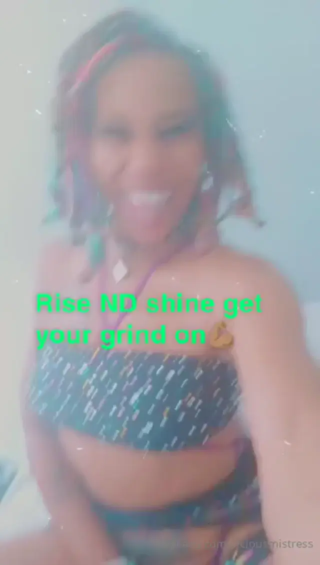 SavageMayham aka viciousmistress – 08-01-2024 OnlyFans Video – Berry ur face