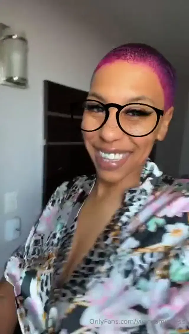 SavageMayham aka viciousmistress – 02-24-2025 OnlyFans Video – Try everything