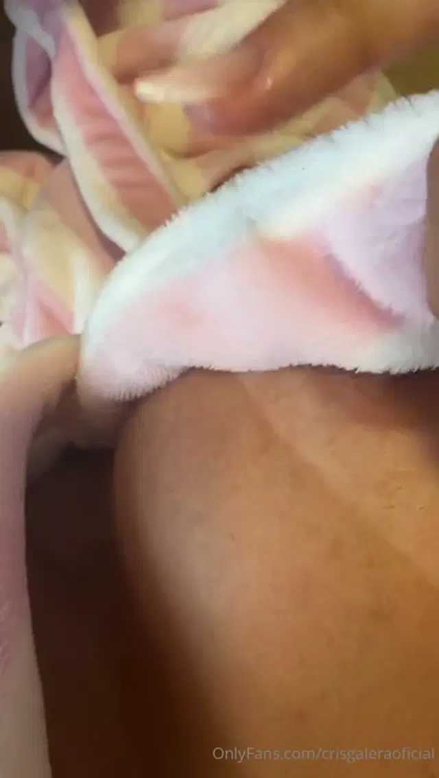Cris Galera aka crisgaleraoficial – 09-07-2025 OnlyFans Video – Good afternoon, my loves! Delicious little time, that fucking horny already hits