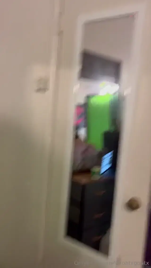 Throatgoat aka throatxgoatx – 11-15-2024 OnlyFans Video – yooooo, how many men you think my THROAT GOAT ASS HAS FUCKED, MADE CUM OR SUCKED
