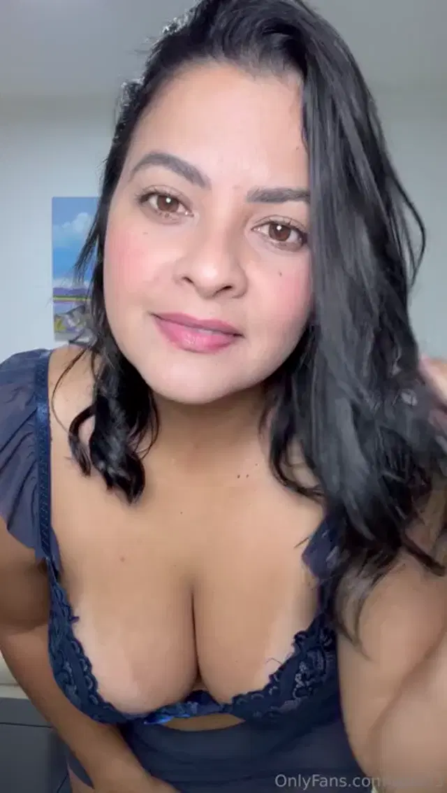 Lavil33 aka lavil33 – 07-26-2026 OnlyFans Video – Mteme tu verga please