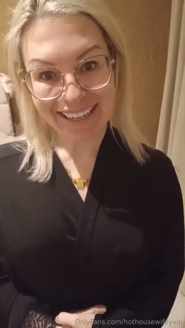 British Mom next door aka britishmomnextdoor – 03-15-2026 OnlyFans Video – Jerk off instruction JOIListen to my voice and cum with me on my countdown