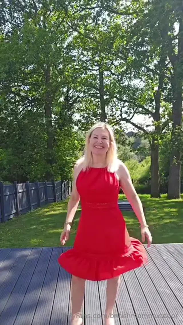 British Mom next door aka britishmomnextdoor – 07-13-2026 OnlyFans Video – I felt a little naughty today