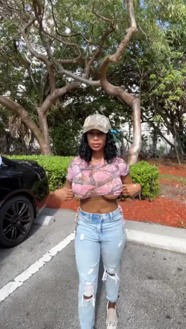 Sarai Minx aka saraiminxvip – 04-07-2025 OnlyFans Video – I went kayaking this weekend