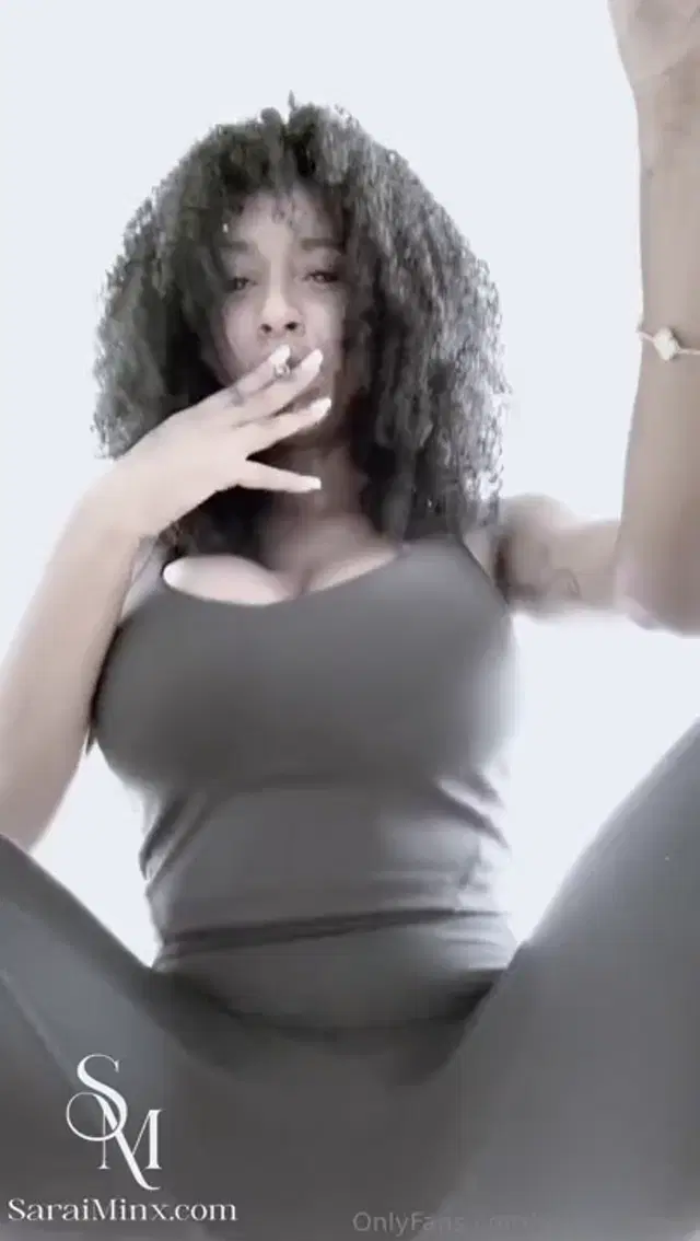 Sarai Minx aka saraiminxvip – 09-16-2025 OnlyFans Video – Because you survived Tuesday, heres some titties Now tell meIs it 420 where you are