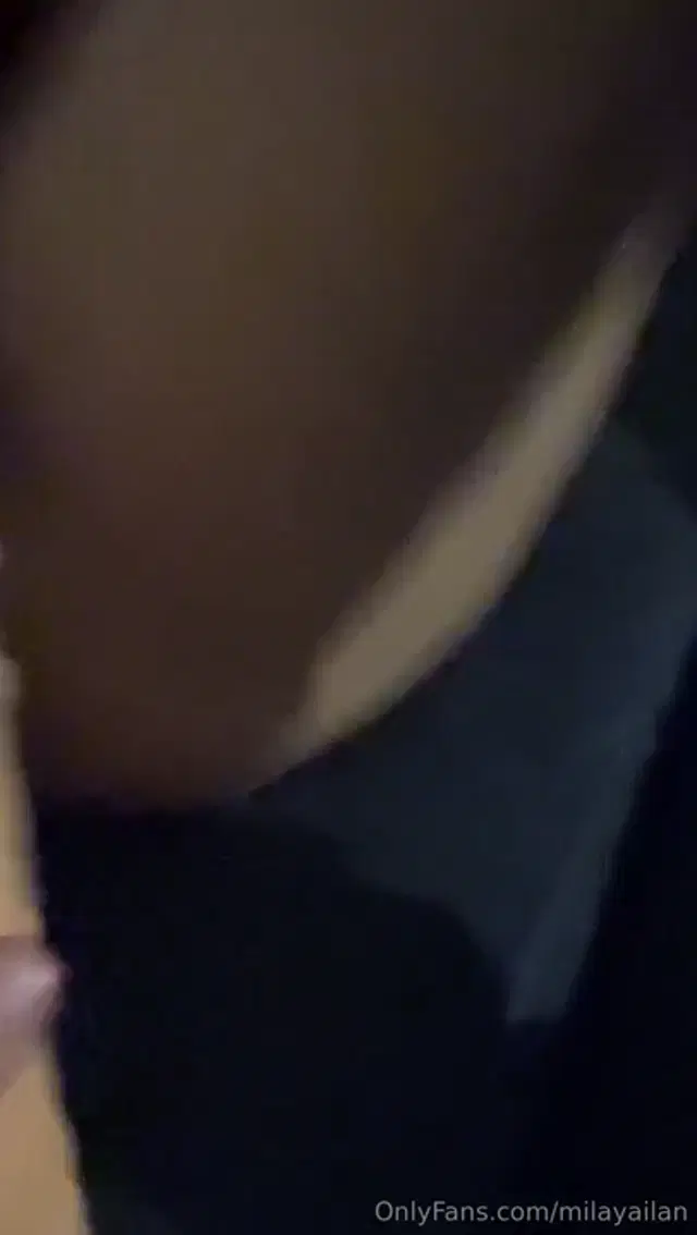 Soy Mila SW aka milayailan – 06-15-2025 OnlyFans Video – Me encanta que Ailan se ponga as y luego que me la meta toda!!!