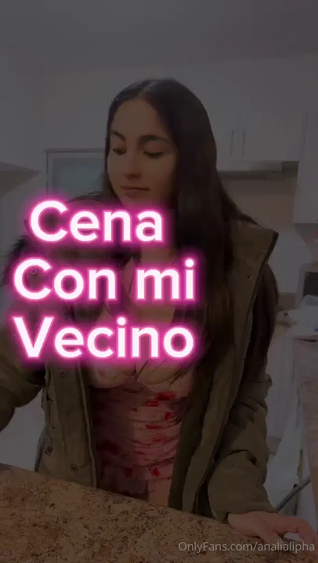 Analia Lipha aka analialipha – 02-06-2024 OnlyFans Video – Invit a cenar a mi vecino y dijo que el postre estuvo muy rico jonashuman