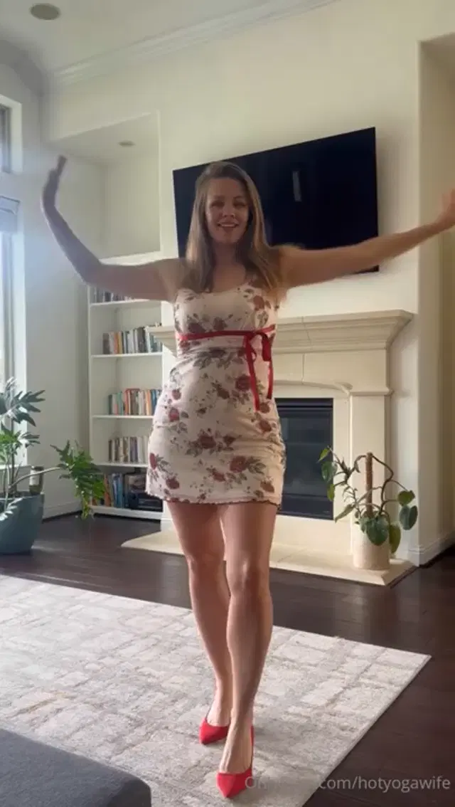Hotyogawife aka hotyogawife – 07-16-2026 OnlyFans Video – Get this full vid! Should in in your inbox soon DM me if its not