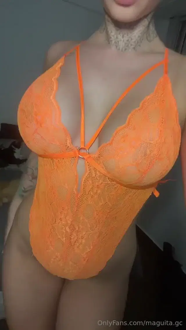 Maguita Campos aka maguita.gc – 03-25-2024 OnlyFans Video – Ve a revisar tu chat baby! Lo que te dej es muy ufffgg vas a acabar