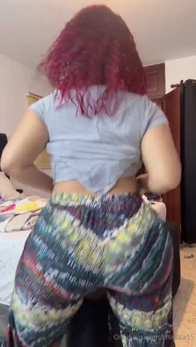 La Chinita aka chiniita15 – 07-18-2025 OnlyFans Video – Twerking baby