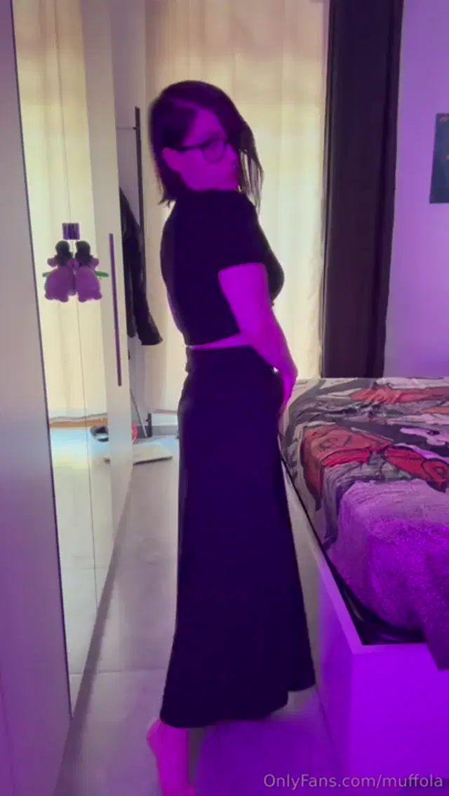 Muffola aka muffola – 07-25-2024 OnlyFans Video – Ho raccolto qui tre video in cui ballo, come non mi sento libera di poter fare_3