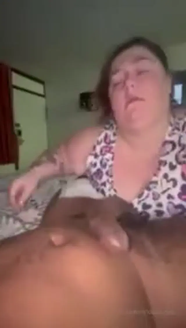 Thaxxxcouple aka damnnndezzyyy – 10-15-2025 OnlyFans Video – This mans dick was so big and beautiful