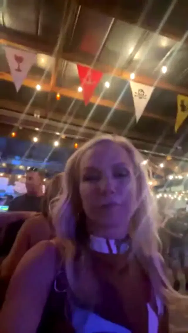 Bella Bare aka bella_bare_petiteprofxxx – 08-17-2024 OnlyFans Video – Stream started at 08172024 0153 am