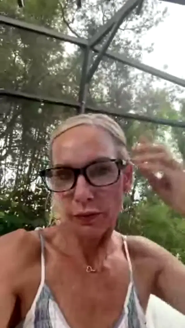 Bella Bare aka bella_bare_petiteprofxxx – 08-13-2025 OnlyFans Video – Stream started at 08132025 1050 pm