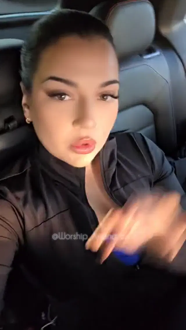 WorshipAriana – The Uber Bitch Experience